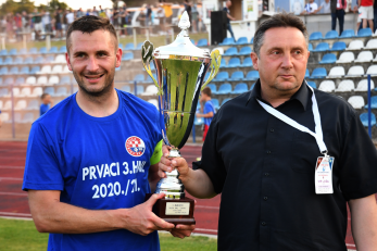 VAŽ JE U CRIKVENICI - Ivan Butorac i Robi Fonović, povjerenik Treće HNL - zapad/Foto: M. MIJOŠEK