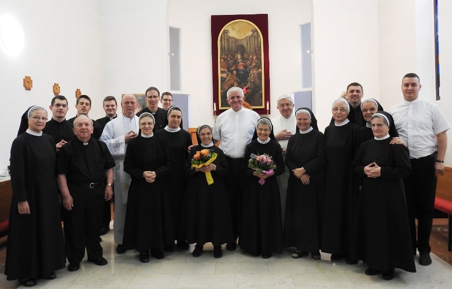 Sestre Družbe Presvetog Srca Isusova oprostile se od službe u riječkom Bogoslovnom sjemeništu - Vimarsana News