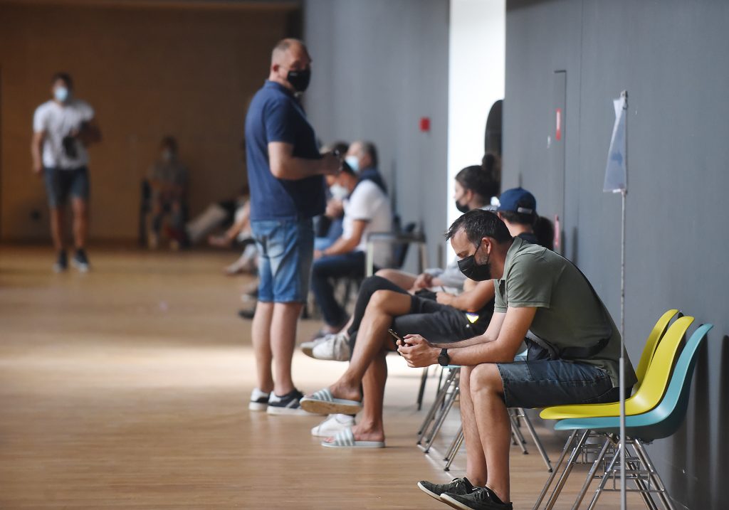 Novih 308 slučajeva zaraze u Hrvatskoj: U bolnicama je 199 osoba, dvije su umrle - Vimarsana News