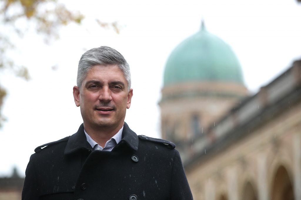 Uhićeni Šegota bio je velika nada riječkog HDZ-a, još u doba Ive Sanadera. Pravi uspon počeo je ipak nešto kasnije - Vimarsana News