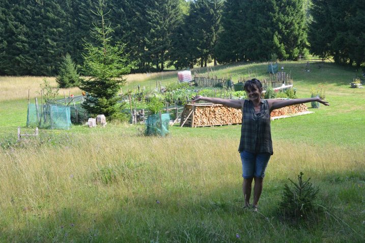 Vesna Dokić u svome malome "vrtu čuda" / Foto Marinko Krmpotić