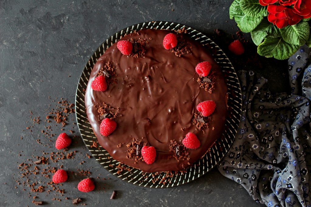 Bez pečenja: Sočna čokoladna torta ravno iz hladnjaka - Vimarsana News