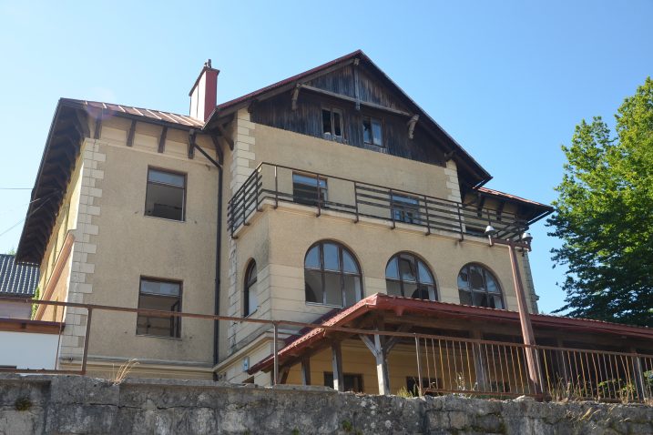 Skrađani našli modus da uz pomoć EU-a revitaliziraju prvi goranski hotel / Foto M. KRMPOTIĆ