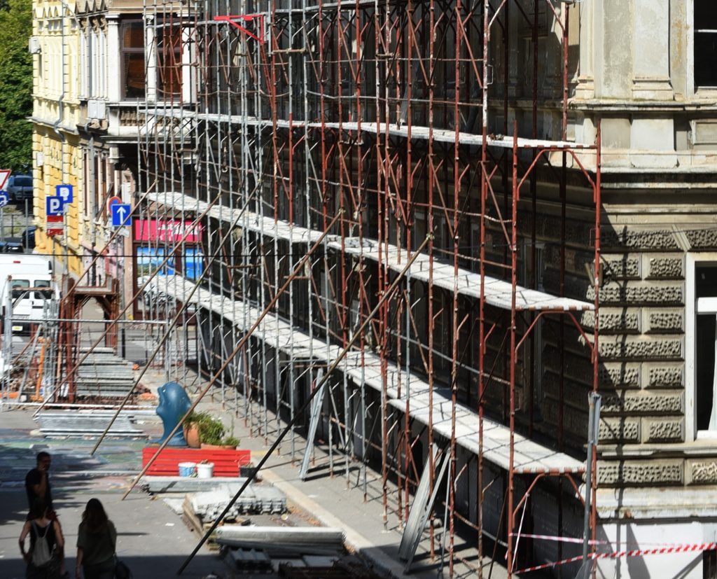 Za obnovu fasade zgrade OŠ Centar – 2,1 milijun kuna - Vimarsana News