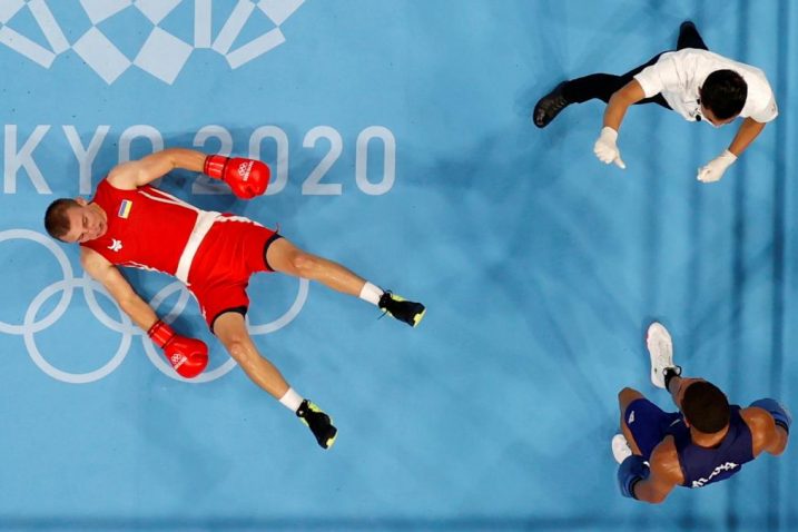 Hebert Sousa nokautirao Oleksandra Hižniaka/Foto: REUTERS
