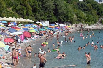 Ilustracija - svakog tjedna na plažama i u kampovima građani otkrivaju pedofile / NL arhiva