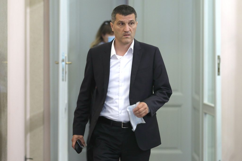 Nikša Vukas: "Grbin cijeli svoj život samo laže i ruši. Plenković? Mi nismo na prodaju" - Vimarsana News