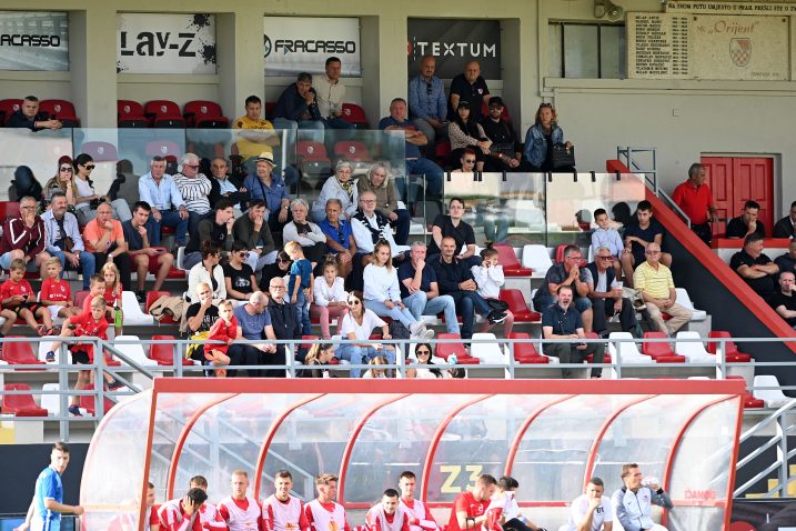 Tribine stadiona na Krimeji bit će pretijesne da pripre sve zainteresirane navijače/Foto Arhiva NL