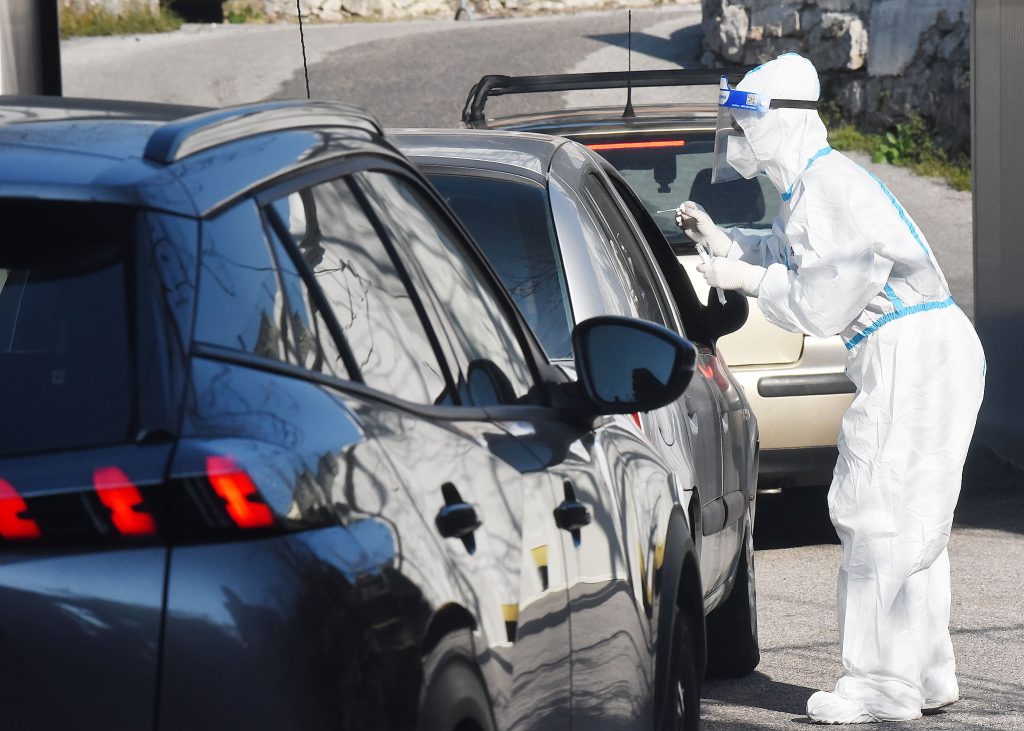 Glavni riječki epidemiolog: "Ako se ovaj trend nastavi, za 10-ak dana počet će se puniti bolnice" - Vimarsana News
