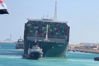 U ožujku Sueski kanal je bio blokiran šest dana kad se nasukao brod Ever Given / Foto Reuters