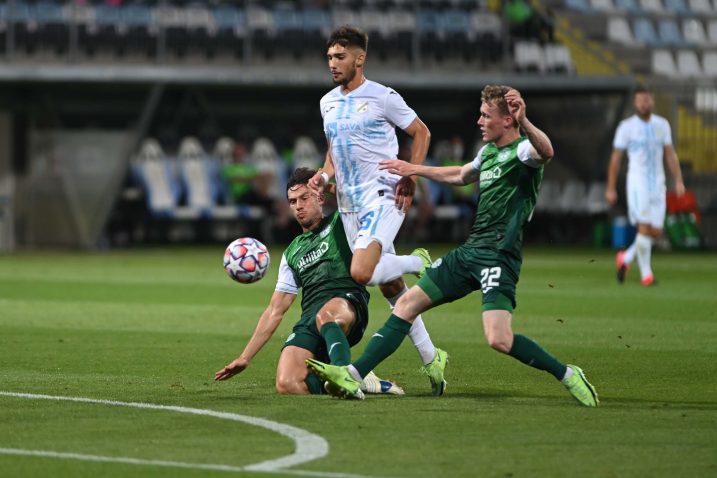 PROBIJANJE ŠKOTSKOG ZIDA - Adam Gnezda Čerin tijekom ogleda s Hibernianom/Foto M. LEVAK