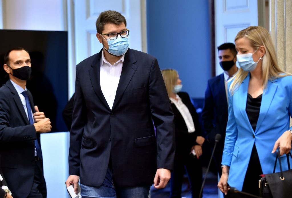 Pet kandidata za šefa zagrebačkog SDP-a - Vimarsana News