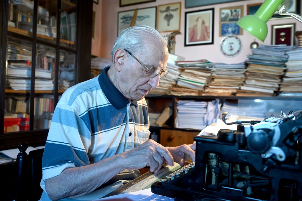 Želio sam ostati ovdje gdje sam gradio cijeli život, stvorio svoju obitelj. Jer, u normalnom životu nema nikakvih problema između Talijana i Hrvata - Giacomo Scotti / Snimio Vedran KARUZA