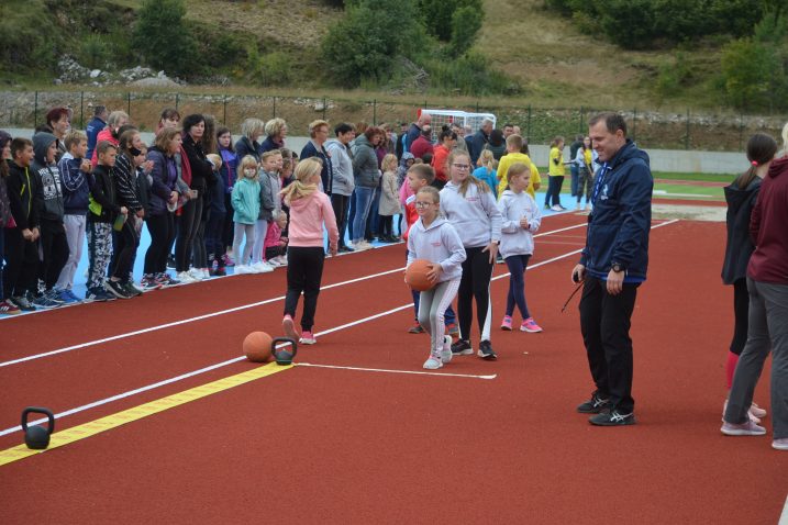 Samo da ovakvih scena bude što više i da budu što češće / Foto M. KRMPOTIĆ