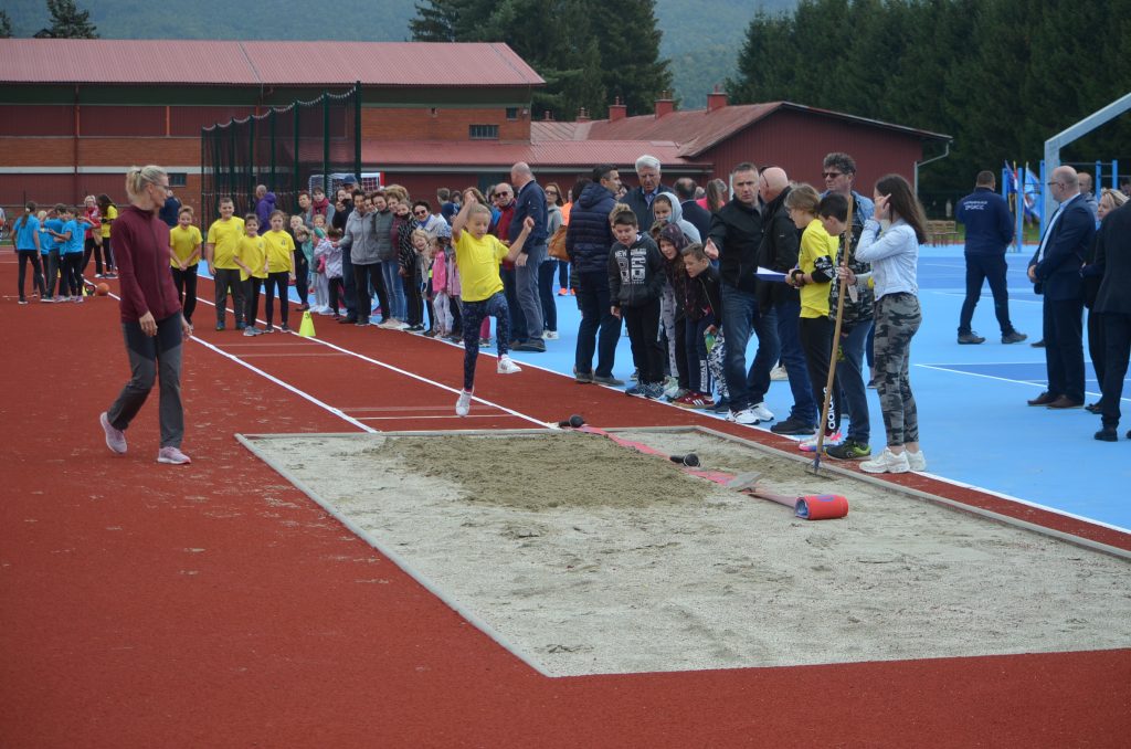 Skok u dalj bio je atraktivan mnogima / Foto M. KRMPOTIĆ