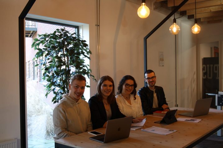 Osnivači nizozemske tvrtke Theswipe – Nikola Frlan, Isabella Dintinjana, Lara Belko i Fabijan Božajić