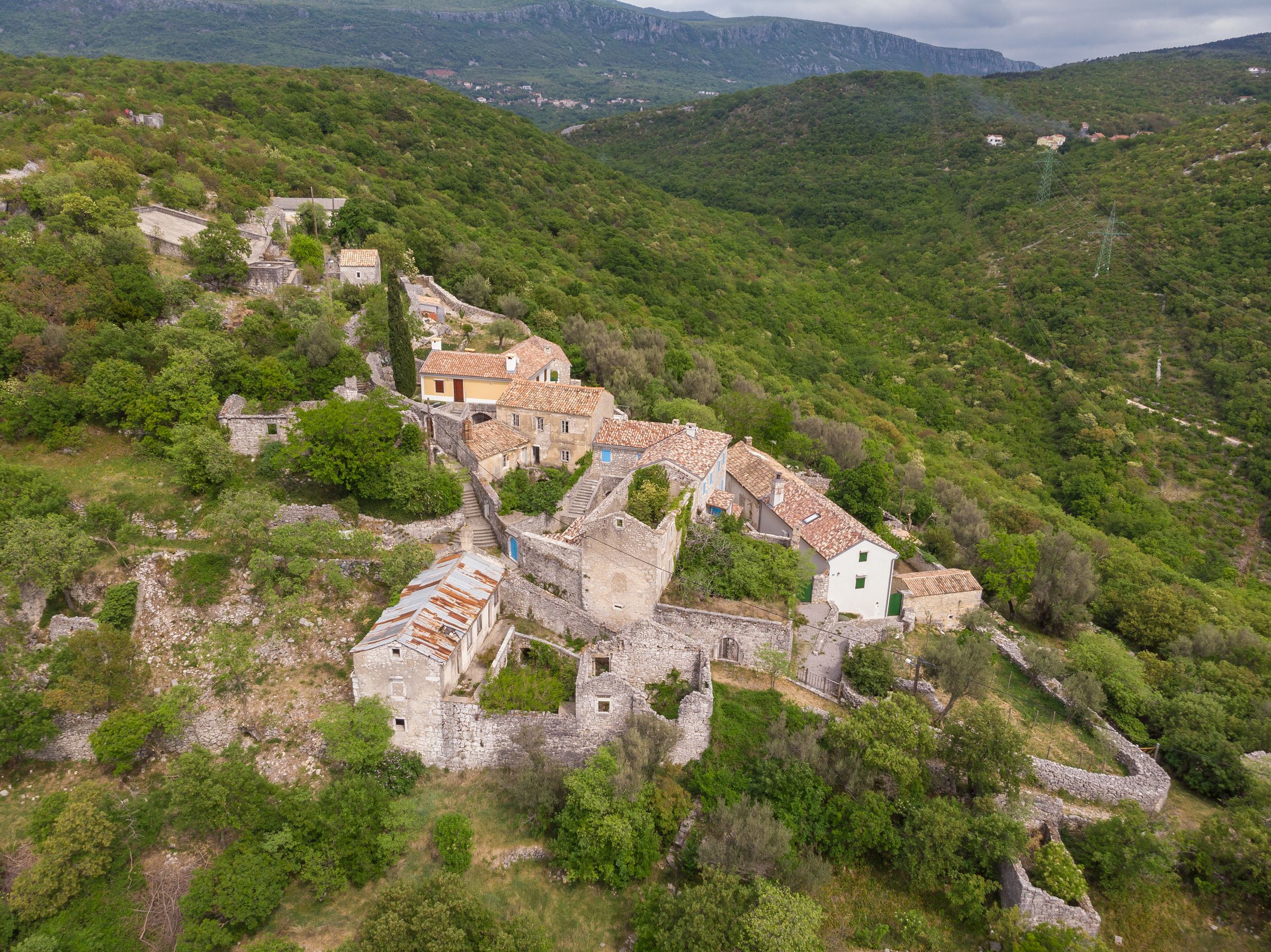 Kotor iznad Crikvenice ima kulturnu, povijesnu i prirodnu vrijednost