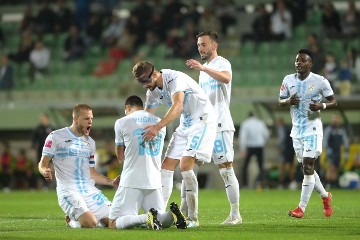 Foto M. LEVAK