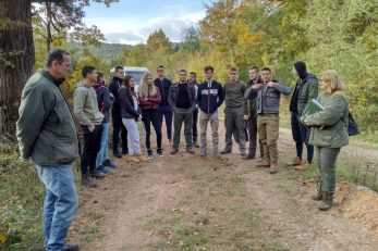 Učenici Srednje škole Otočac u Laudonovom gaju