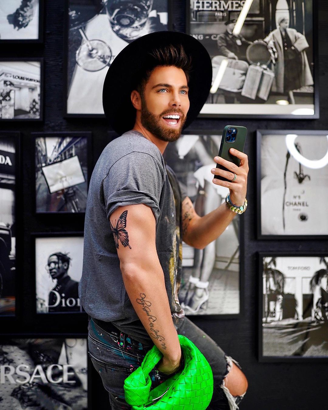 Marko Grubnić objavio fotku outfita. Jedan detalj posebno je plijenio ...