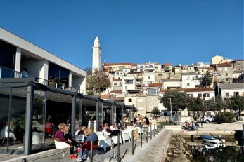 Na sunčanoj strani jeseni, uz more / Snimila J. DERANJA