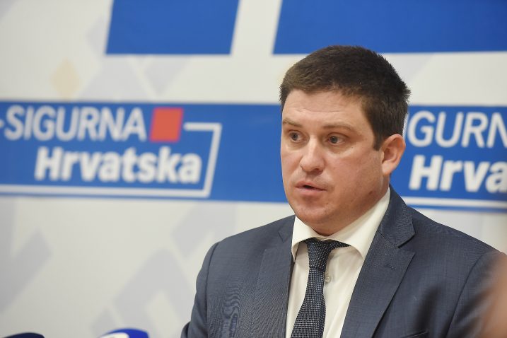 SNIMIO : SERGEJ DRECHSLER