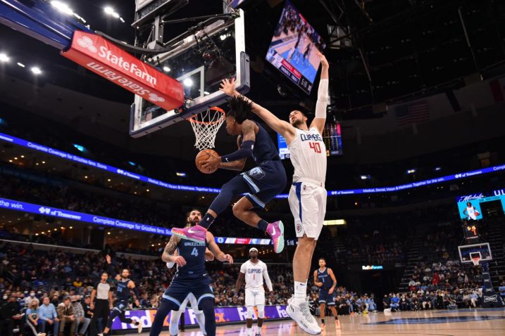 Ja Morant i Ivica Zubac/Foto: REUTERS