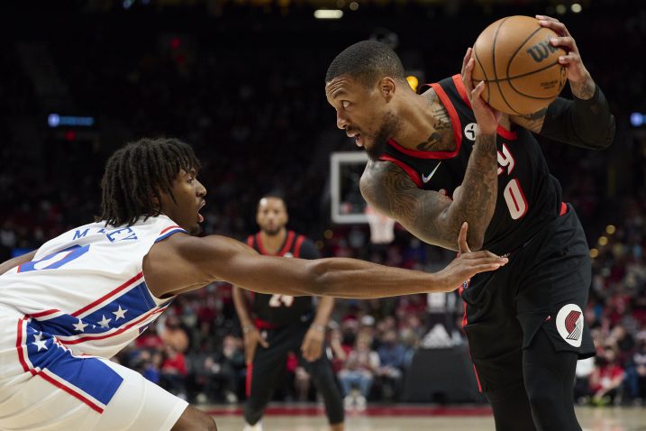 Tyrese Maxey i Damian Lillard/Foto REUTERS