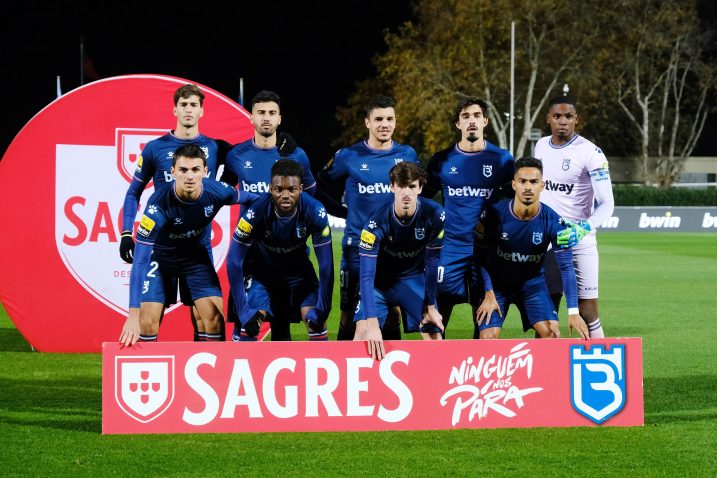 Belenenses je utakmicu počeo sa samo devet igrača koliko je imao na raspolaganju/Foto REUTERS