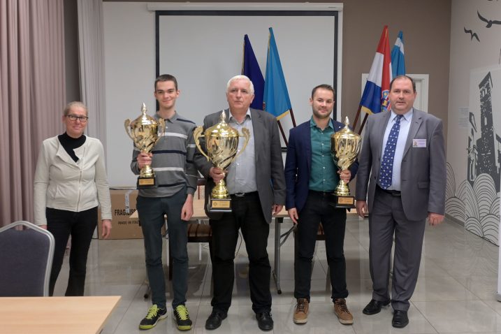 Dorotea Pešić Bukovac, Leon Livaić, Zdenko Kožul, Ivan Šarić i Nenad Dorić/V. KARUZA