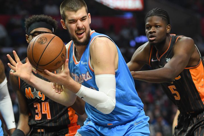 Ivica Zubac, Carter Jr. i Mo Bamba/Foto REUTERS