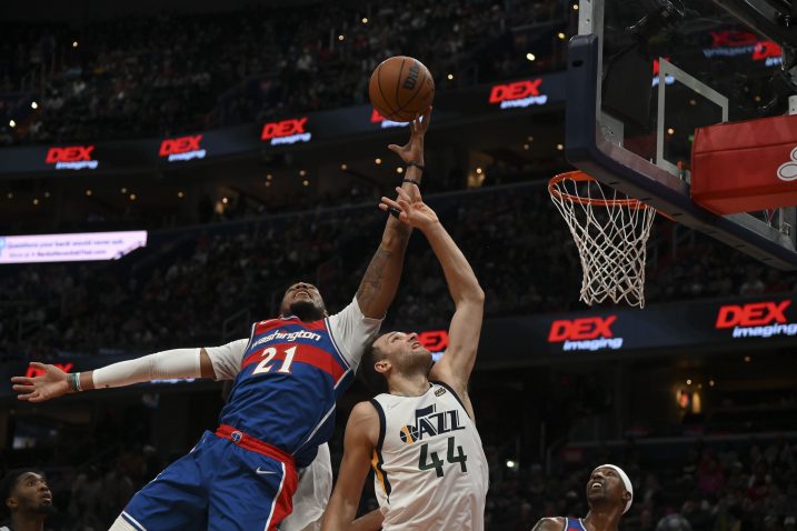 Daniel Gafford i Bojan Bogdanović/Foto REUTERS