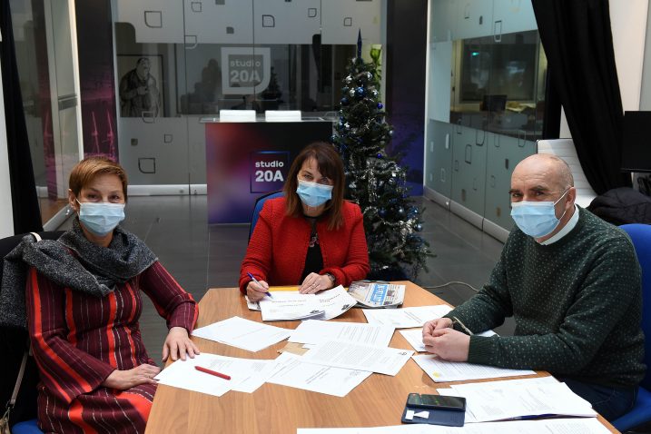 Komisija u sastavu Slavica Rukavina, Koraljka Vahtar Jurković i Bruno Lunčarić birala je najbolje školske ekoprojekte / Foto Marko Gracin