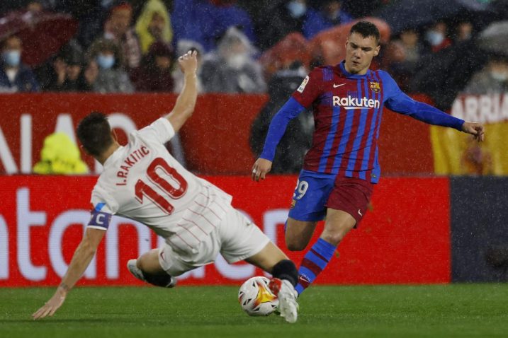 Ferran Jutgla i Ivan Rakitić/Foto REUTERS