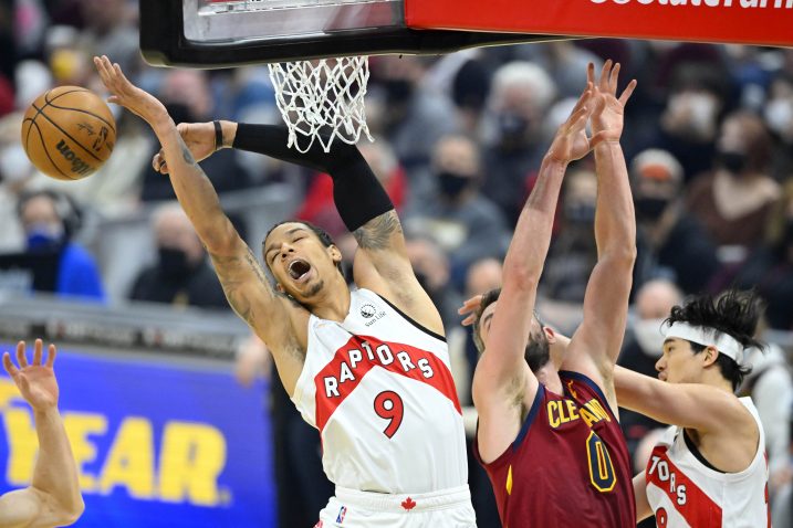 Yuta Watanabe i Kevin Love/Foto REUTERS