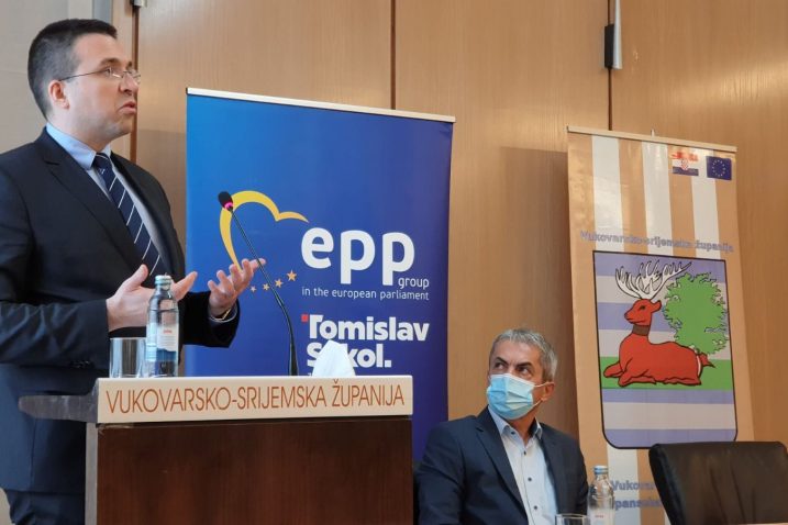 Tomislav Sokol na konferenciji u Vukovaru