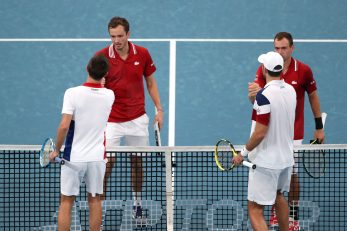 Danil Medvjedev i Roman Safjulin nakon susreta protiv Edouarda Rogera Vasselina i Fabricea Martina/Foto REUTERS