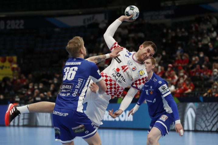 Tin Lučin u akciji/Foto REUTERS