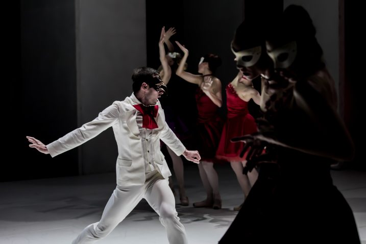 Prizor iz »Pulcinelle« u koreografiji Giovannija Di Palme, Foto: FANNI TUTEK-HAJNAL
