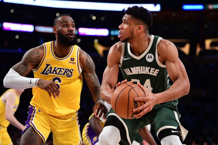 LeBron James i Giannis Antetokounmpo/Foto REUTERS