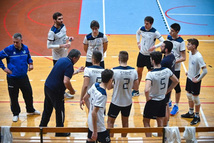 Foto M. LEVAK