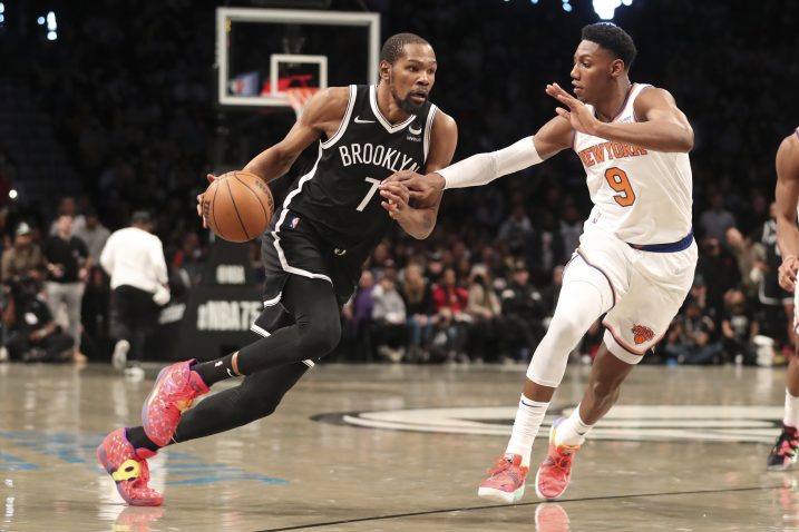 Kevin Durant i RJ Barrett/Foto REUTERS