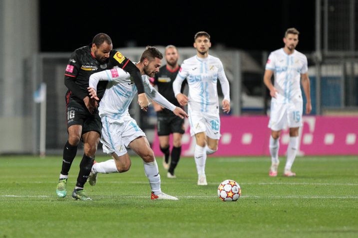 TEŽAK TERET - Darko Velkovski u dvoboju s Nicolasom Martinssonom Bertilom tijekom ogleda s Goricom na Rujevici/Foto PIXSELL