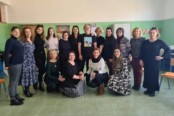 Članice ženske klape Anima Arbae u društvu maestra Joška Ćalete