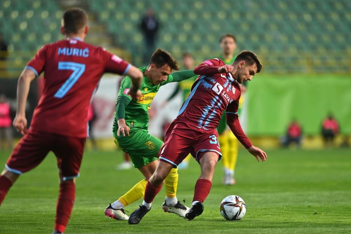 Foto M. LEVAK