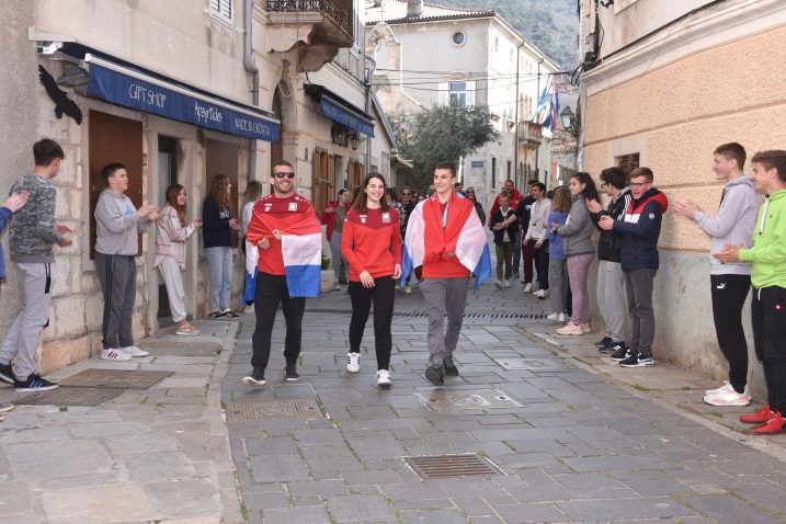 Creski ponos – Frane Velčić, Rubi Bosnić i Matija Preksavec / Foto Walter Salković