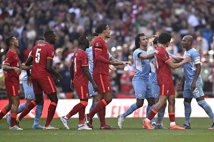 Ilustracija igrača Liverpoola i Manchester Cityja/Foto REUTERS