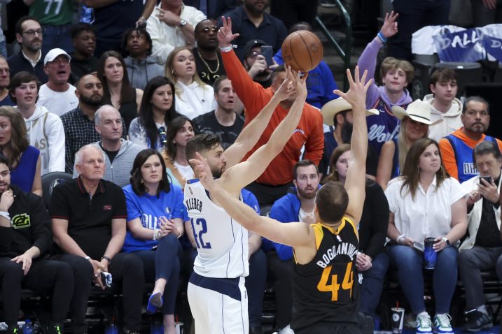 Bojan Bogdanović nije uspio zaustaviti Maxija Klebera/Foto REUTERS