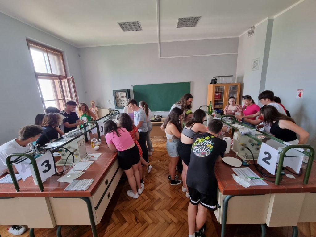 Učenici će ukupno proučiti 243 ugrožene biljne i životinjske vrste u trima zemljama