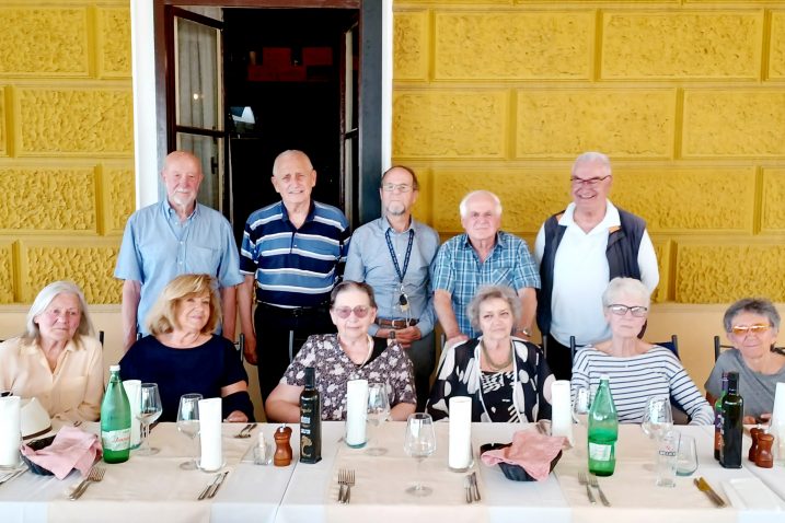 Slavlje u ugodnoj hladovini terase Trsatike